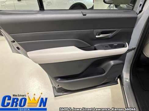 New 2026 Toyota Grand Highlander AWD Hybrid image 24