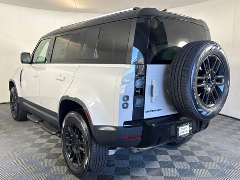 New 2026 Land Rover Defender 110 S image 4