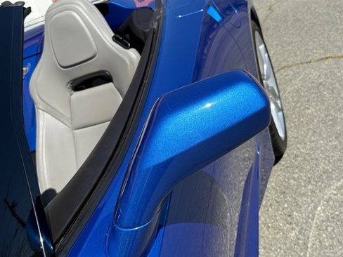 Used 2019 Chevrolet Corvette Stingray Convertible w/ Battery Protection Package image 20
