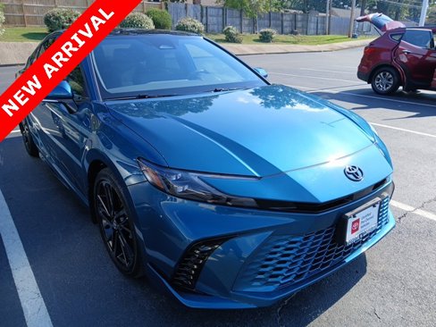 Used 2025 Toyota Camry XSE image 14