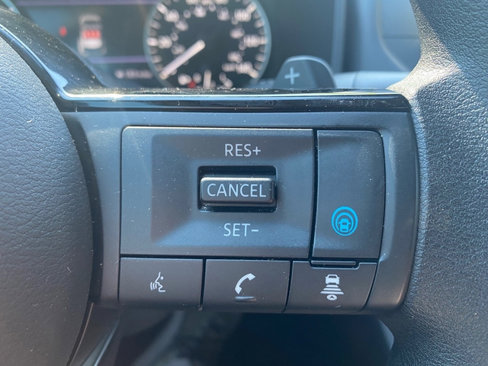 Used 2023 Nissan Rogue SV image 21