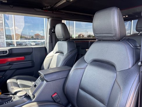 Used 2024 Ford Bronco Badlands image 26