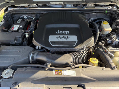 Used 2013 Jeep Wrangler Sahara w/ Connectivity Group image 18