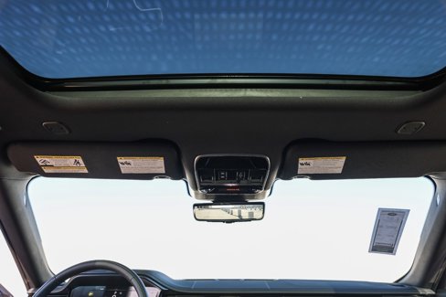 New 2025 Land Rover Range Rover Sport SE image 17