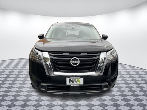 Used 2024 Nissan Pathfinder SV image 5