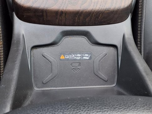 Used 2021 GMC Canyon Denali image 23