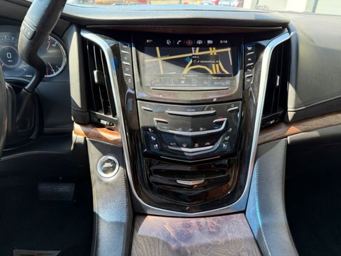 Used 2017 Cadillac Escalade Premium Luxury w/ LPO, Radiant Package image 26