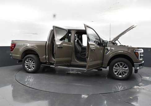 New 2025 Ford F150 Lariat w/ Equipment Group 502A High image 44