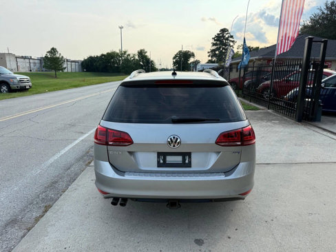 Used 2015 Volkswagen Golf TDI SEL image 7