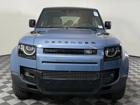 New 2026 Land Rover Defender 110 S image 11