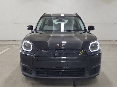 Used 2025 MINI Cooper Countryman SE image 3