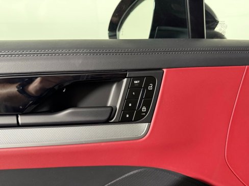New 2026 Porsche Cayenne S image 26