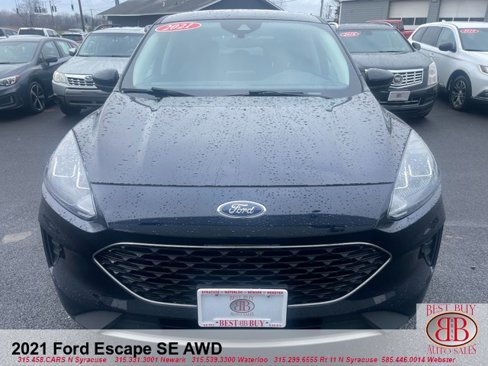 Used 2021 Ford Escape SE w/ Cold Weather Package image 8