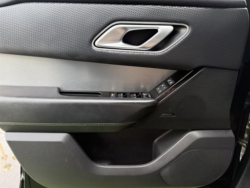 Used 2020 Land Rover Range Rover Velar R-Dynamic S image 23