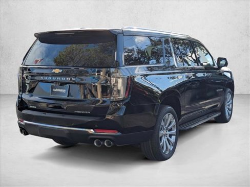New 2026 Chevrolet Suburban Premier image 2