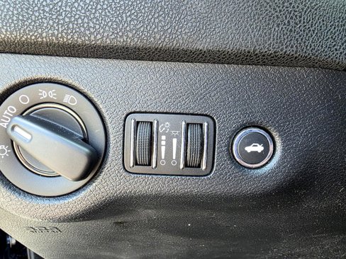 Used 2014 Dodge Charger SE image 57