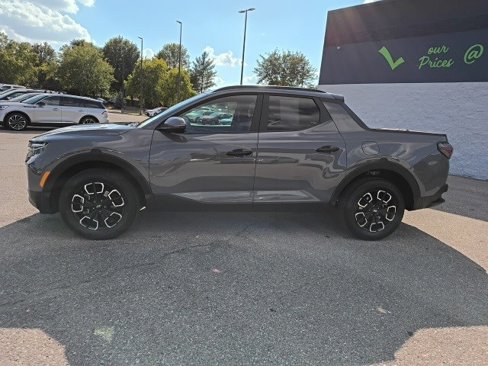 Used 2024 Hyundai Santa Cruz SEL w/ Activity Package image 2