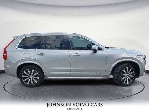 Certified 2025 Volvo XC90 B5 Core image 28