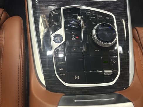 New 2026 BMW X7 xDrive40i w/ Executive Package image 11