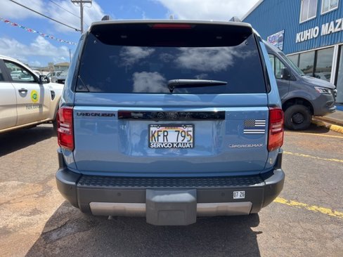 Used 2024 Toyota Land Cruiser image 4