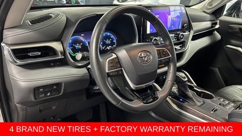 Used 2023 Toyota Highlander Limited image 13