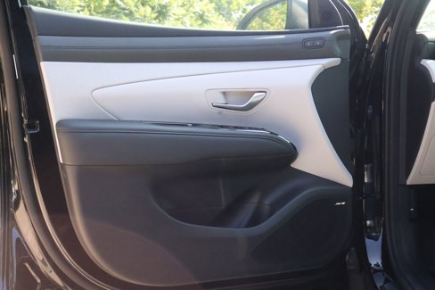New 2025 Hyundai Tucson Limited image 19