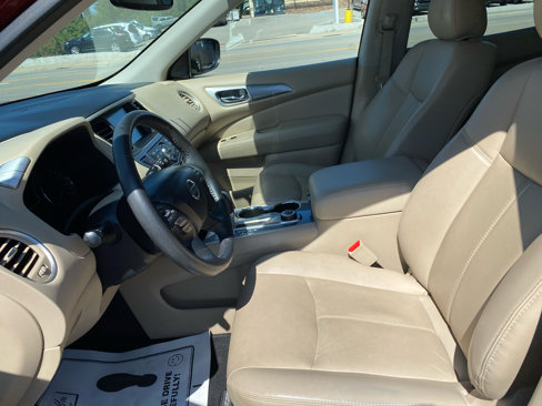 Used 2020 Nissan Pathfinder SL image 12