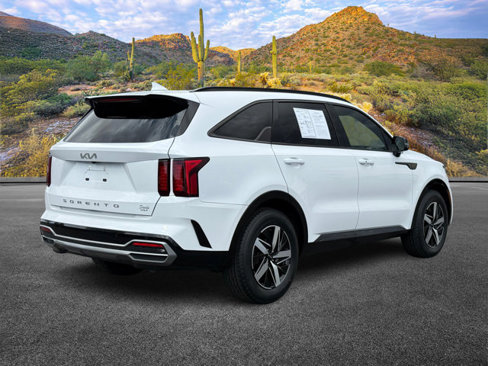 Certified 2022 Kia Sorento EX w/ Panoramic Sunroof Package image 4
