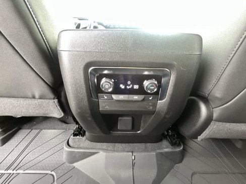 New 2026 Chevrolet Tahoe High Country image 22