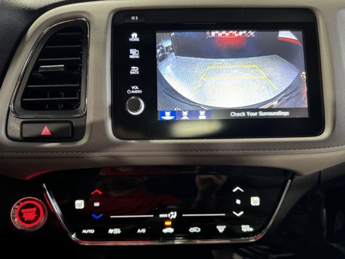 Used 2019 Honda HR-V EX image 10
