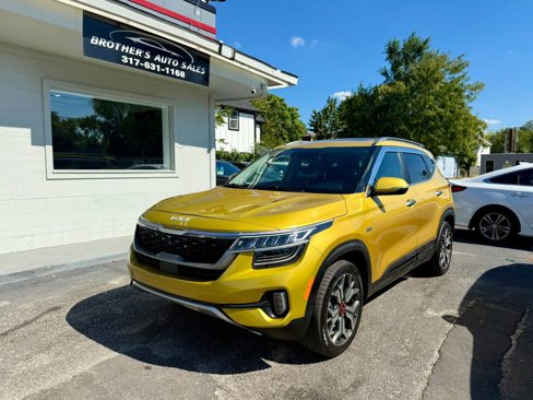 Used 2022 Kia Seltos SX w/ Sunroof Package image 2