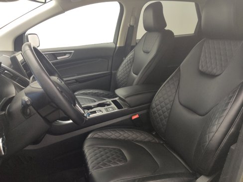 Used 2024 Ford Edge Titanium image 17