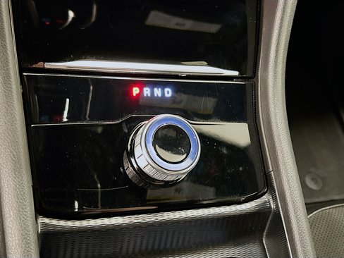 Used 2024 Jeep Grand Cherokee L Laredo image 24