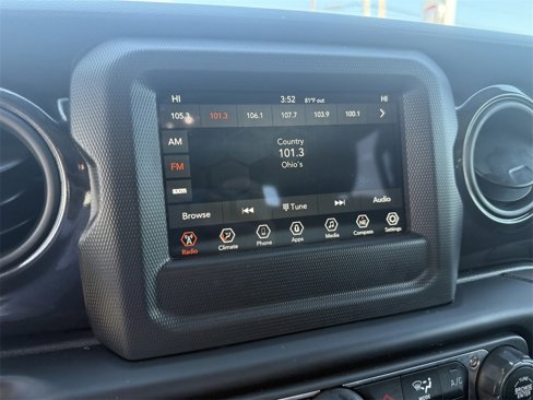 Certified 2022 Jeep Gladiator Sport image 23