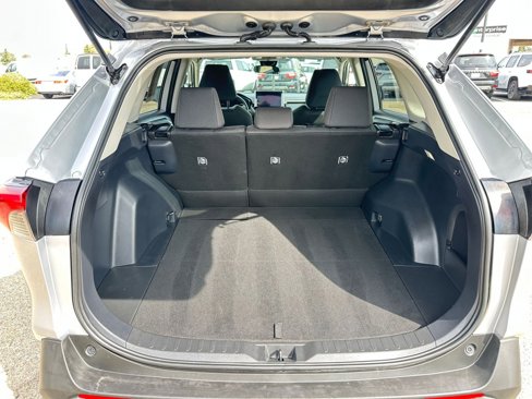 Used 2025 Toyota RAV4 LE image 31