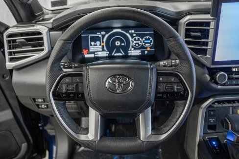 Used 2023 Toyota Sequoia Platinum image 42