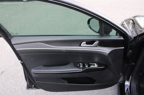 Used 2024 Kia K5 GT-Line image 11