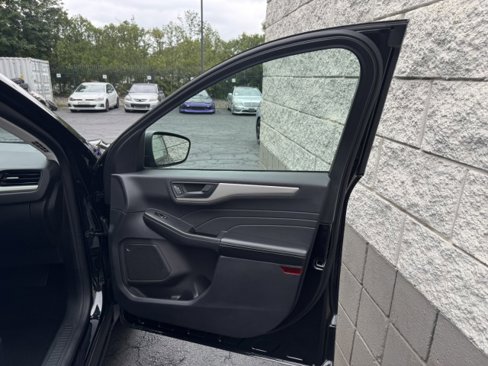 Used 2021 Ford Escape S image 29