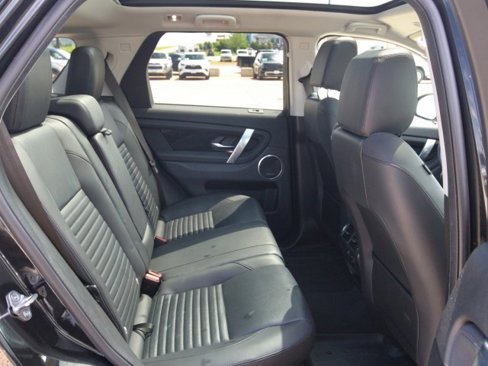 Used 2023 Land Rover Discovery Sport S image 34