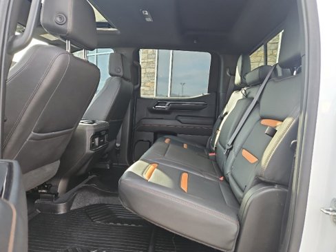 Used 2022 GMC Sierra 1500 AT4 w/ AT4 Premium Package image 26