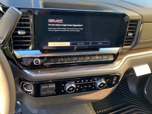 New 2026 GMC Sierra 1500 Elevation image 20