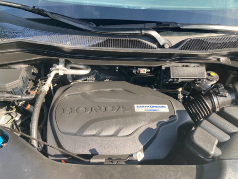 Used 2017 Honda Pilot EX-L image 3