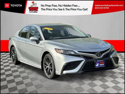 Certified 2023 Toyota Camry SE image 1