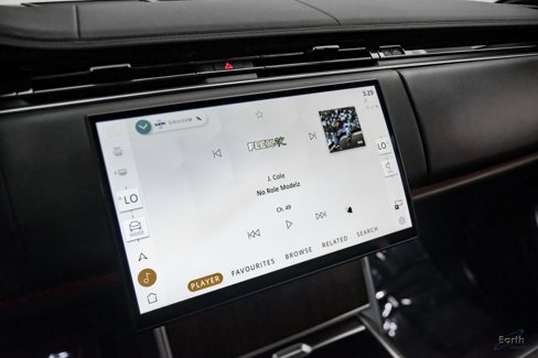 Used 2024 Land Rover Range Rover SE image 53