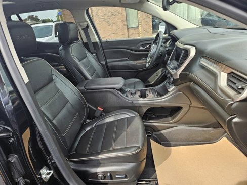 Certified 2023 GMC Acadia Denali w/ LPO, Floor Liner Package image 9