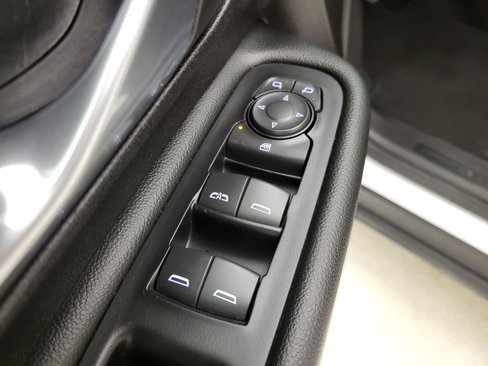 Used 2024 GMC Terrain SLT image 27
