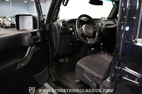 Used 2014 Jeep Wrangler Unlimited Sport w/ Quick Order Package 24S image 4