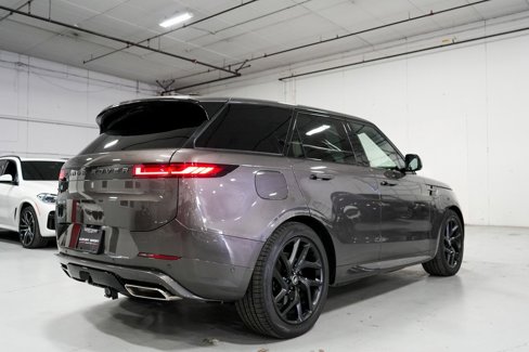 Used 2025 Land Rover Range Rover Sport Dynamic SE image 6