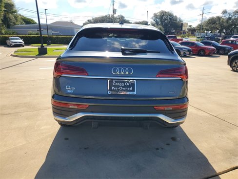 Used 2023 Audi Q5 2.0T Premium w/ Convenience Package image 10