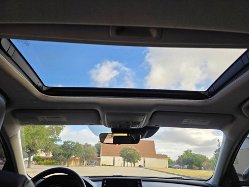 Used 2018 Honda Accord Touring image 19